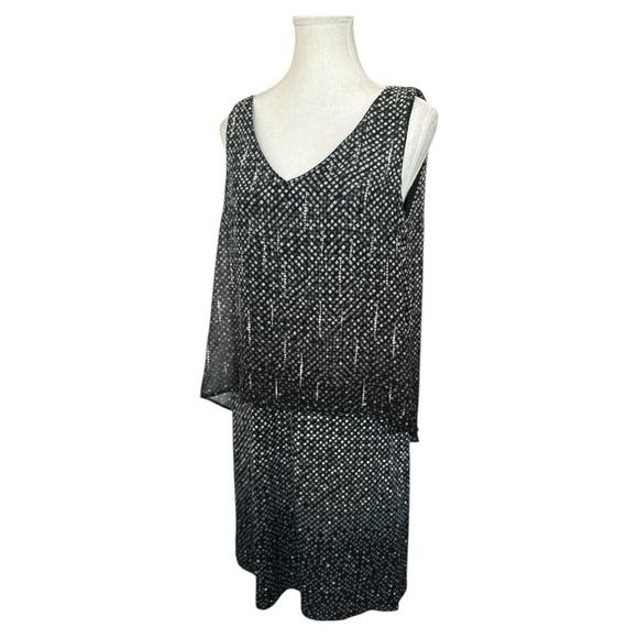 White House Black Market Chiffon Cape Dress Size Medium - Picture 11 of 14